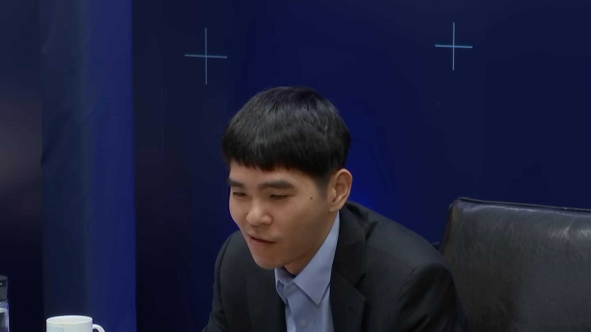 李觉得很有趣。